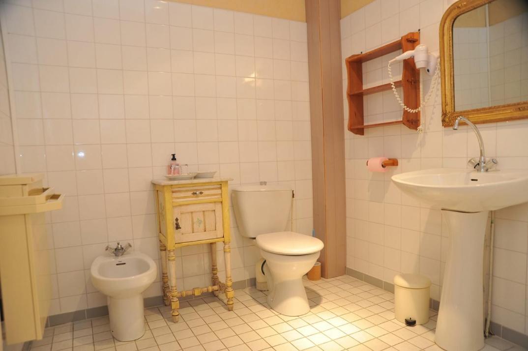 Chambres & Studios Chateau Saint Vincent Bazas Esterno foto