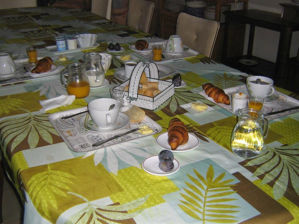 Chambres & Studios Chateau Saint Vincent Bazas Esterno foto